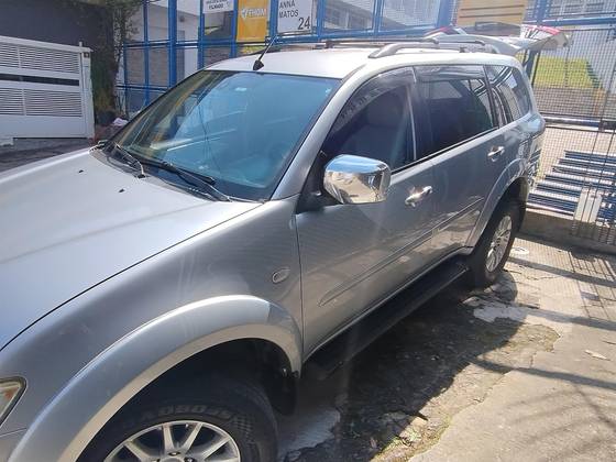 MITSUBISHI PAJERO DAKAR 3.2 HPE 4X4 7 LUGARES 16V TURBO INTERCOOLER DIESEL 4P AUTOMÁTICO
